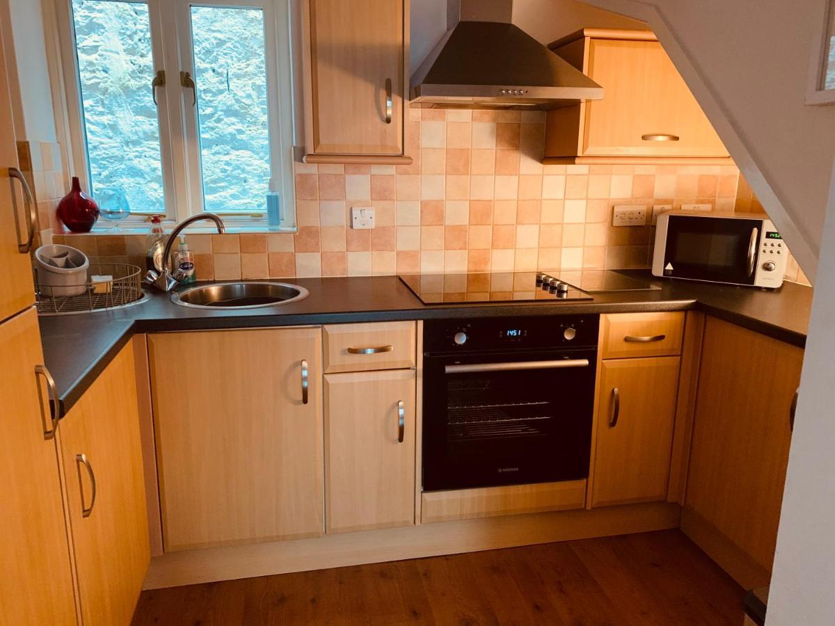Mitre Court - Plymouth Barbican Apartment Bagian luar foto